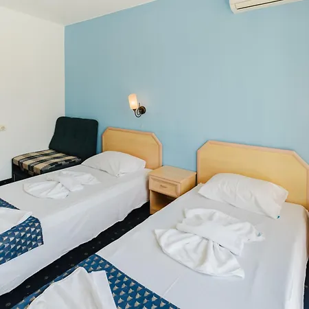 Sunny Breeze - Free Parking Hotel Sunny Beach