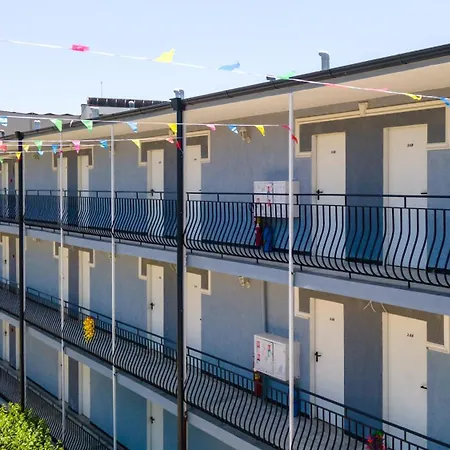 Sunny Breeze - Free Parking Хотел